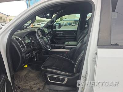 2023 Ram 1500 Laramie Crew Cab Short Bed - zdjęcie 7 z 24 - miniatura