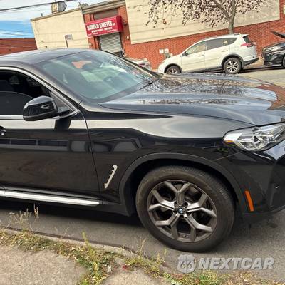 2024 BMW X4 Sports Activity Coupe xDrive30i - zdjęcie 24 z 53 - miniatura