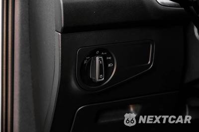 2020 Volkswagen Tiguan SE R-Line Black - zdjęcie 31 z 50 - miniatura