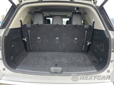 2023 Nissan Pathfinder SL - zdjęcie 16 z 29 - miniatura