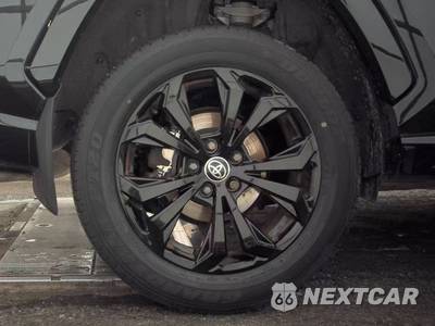 2022 Toyota RAV4 Hybrid SE - zdjęcie 11 z 35 - miniatura