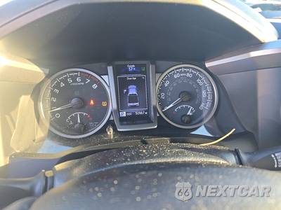 2021 Toyota Tacoma SR5 Crew Cab Medium Bed - zdjęcie 12 z 22 - miniatura