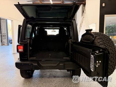 2020 Jeep Wrangler Unlimited Sport S - zdjęcie 14 z 20 - miniatura