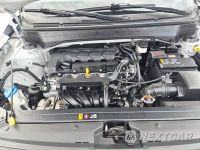 2025 Hyundai Venue SEL - zdjęcie 22 z 35 - miniatura