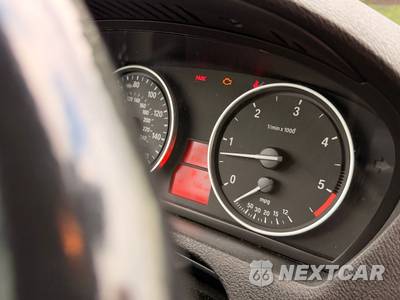 2013 BMW X5 Sports Activity Vehicle xDrive35d - zdjęcie 27 z 34 - miniatura