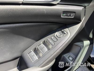 2021 Honda Accord Hybrid Touring - zdjęcie 24 z 50 - miniatura