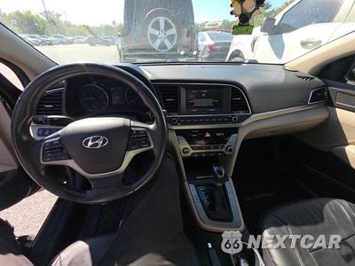 2017 Hyundai Elantra SE Sedan - zdjęcie 5 z 16 - miniatura