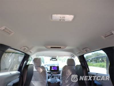 2026 Toyota Sienna LE 8-Passenger 120.5" WB - zdjęcie 25 z 35 - miniatura