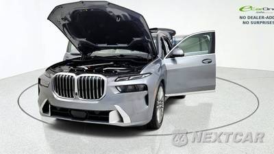 2024 BMW X7 Sports Activity Vehicle xDrive40i - zdjęcie 13 z 50 - miniatura