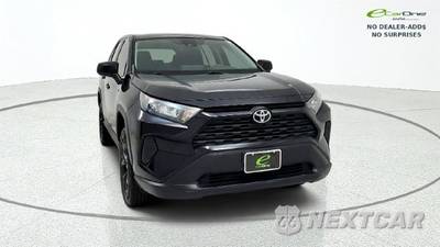 2022 Toyota RAV4 LE - zdjęcie 2 z 50 - miniatura