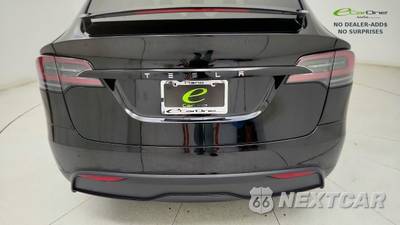 2024 Tesla Model X - zdjęcie 25 z 50 - miniatura