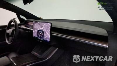 2024 Tesla Model X - zdjęcie 30 z 50 - miniatura