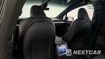 2024 Tesla Model X - zdjęcie 40 z 50 - miniatura