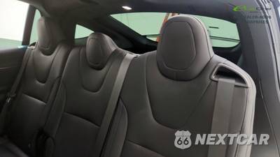 2024 Tesla Model X - zdjęcie 39 z 50 - miniatura