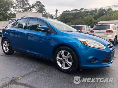 2014 Ford Focus SE Hatchback - zdjęcie 3 z 29 - miniatura