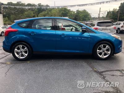 2014 Ford Focus SE Hatchback - zdjęcie 1 z 29 - miniatura