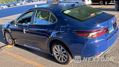 2023 Toyota Camry LE - zdjęcie 6 z 32 - miniatura