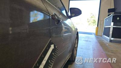 2017 Toyota Camry LE - zdjęcie 31 z 48 - miniatura