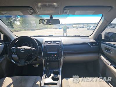 2017 Toyota Camry LE - zdjęcie 11 z 48 - miniatura