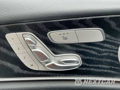 2021 Mercedes-Benz E 450 4MATIC Sedan - zdjęcie 12 z 29 - miniatura