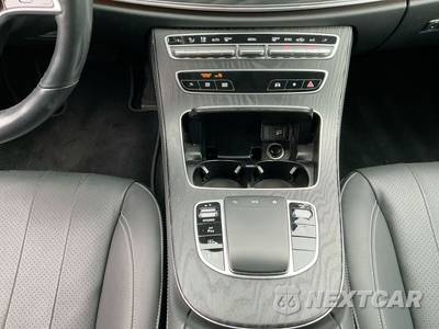 2021 Mercedes-Benz E 450 4MATIC Sedan - zdjęcie 20 z 29 - miniatura