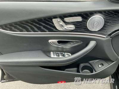 2021 Mercedes-Benz E 450 4MATIC Sedan - zdjęcie 13 z 29 - miniatura