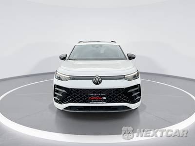2025 Volkswagen Tiguan SE R-Line Black - zdjęcie 3 z 29 - miniatura