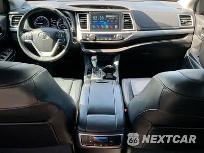 2017 Toyota Highlander XLE - zdjęcie 21 z 29 - miniatura