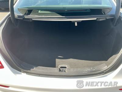 2019 Mercedes-Benz E 300 4MATIC Sedan - zdjęcie 26 z 29 - miniatura