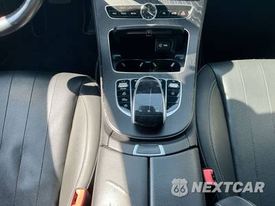 2019 Mercedes-Benz E 300 4MATIC Sedan - zdjęcie 20 z 29 - miniatura