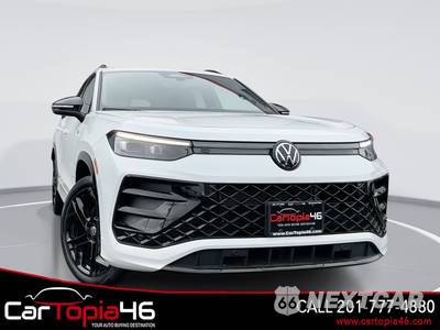 2025 Volkswagen Tiguan SE R-Line Black