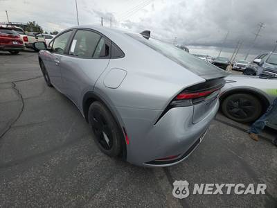 2026 Toyota Prius LE - zdjęcie 6 z 27 - miniatura