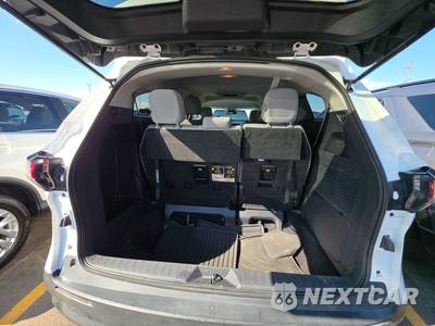 2025 Toyota Sienna LE 8-Passenger 120.5" WB - zdjęcie 17 z 32 - miniatura