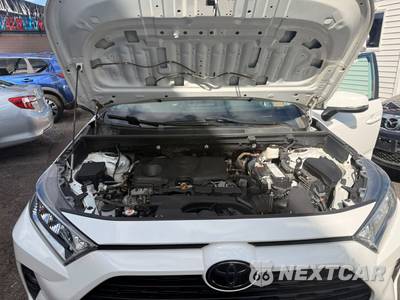 2019 Toyota RAV4 XLE Premium - zdjęcie 18 z 33 - miniatura