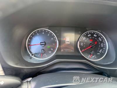 2019 Toyota RAV4 XLE Premium - zdjęcie 14 z 33 - miniatura