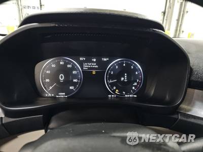 2022 Volvo XC40 T5 Momentum - zdjęcie 12 z 29 - miniatura