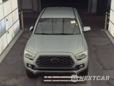 2020 Toyota Tacoma TRD Off-Road Crew Cab Medium Bed - zdjęcie 2 z 28 - miniatura