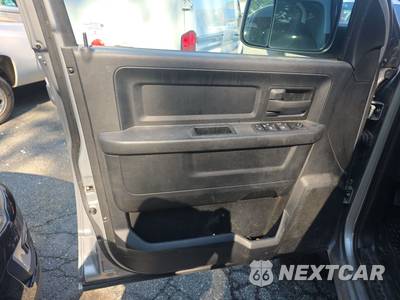 2022 Ram 4500 Cab Chassis Tradesman Crew Cab DRW - zdjęcie 9 z 21 - miniatura