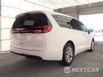 2026 Chrysler Pacifica Limited 121.6" WB - zdjęcie 4 z 23 - miniatura