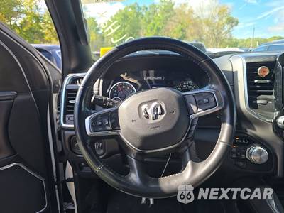 2023 Ram 1500 Laramie Crew Cab Short Bed - zdjęcie 10 z 28 - miniatura