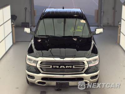 2023 Ram 1500 Laramie Crew Cab Short Bed - zdjęcie 2 z 27 - miniatura