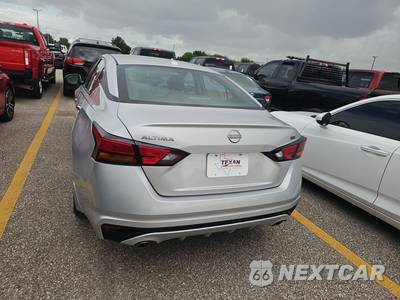 2024 Nissan Altima SV - zdjęcie 5 z 17 - miniatura