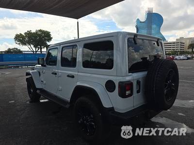 2023 Jeep Wrangler 4 Door Sahara Altitude - zdjęcie 6 z 19 - miniatura