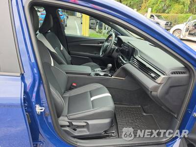 2026 Toyota Camry SE - zdjęcie 8 z 19 - miniatura