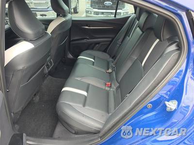2026 Toyota Camry SE - zdjęcie 13 z 19 - miniatura