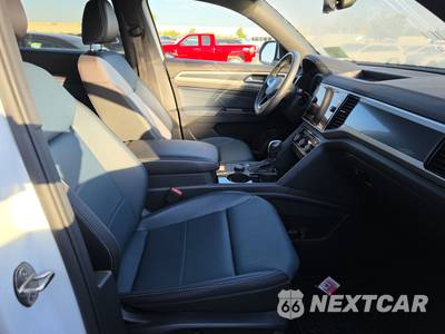 2021 Volkswagen Atlas Cross Sport V6 SEL - zdjęcie 8 z 18 - miniatura