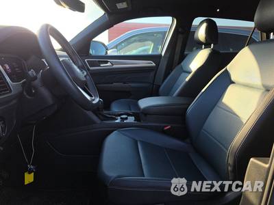 2021 Volkswagen Atlas Cross Sport V6 SEL - zdjęcie 7 z 18 - miniatura