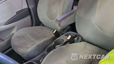 2014 Hyundai Accent GLS Sedan - zdjęcie 25 z 26 - miniatura