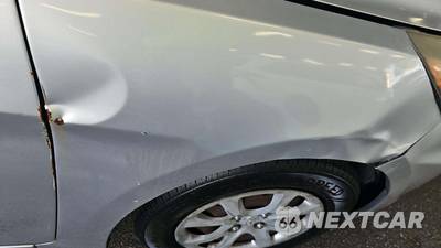 2014 Hyundai Accent GLS Sedan - zdjęcie 24 z 26 - miniatura