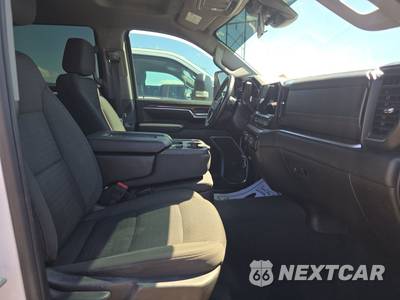2025 Chevrolet Silverado 2500HD LT Crew Cab Medium Bed 1LT - zdjęcie 8 z 29 - miniatura